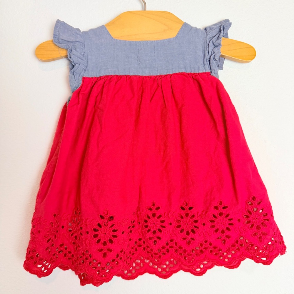 Baby Gap Girls Red Blue Chambray Eyelet Ruffle Dress 3-6 Months - Picture 7 of 8